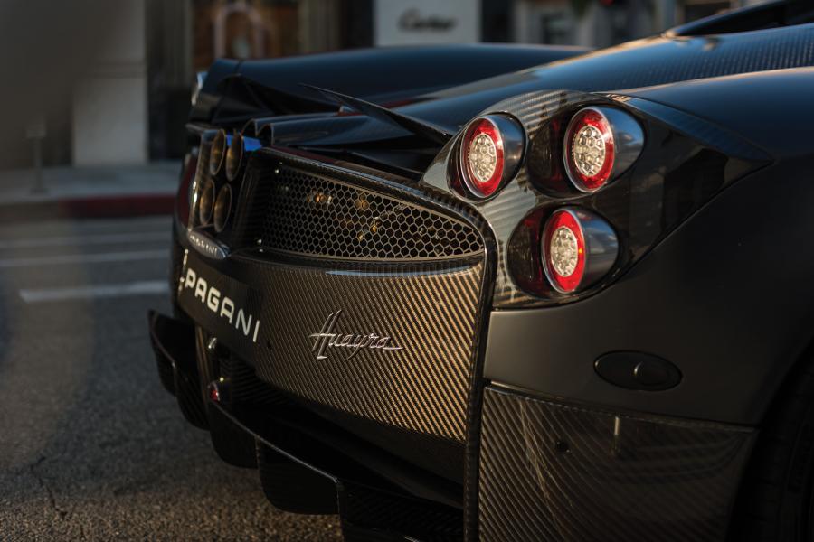 Детали экстерьера Pagani Huayra Pacchetto Tempesta 2016 года  (NA) (фото 31 из 40)